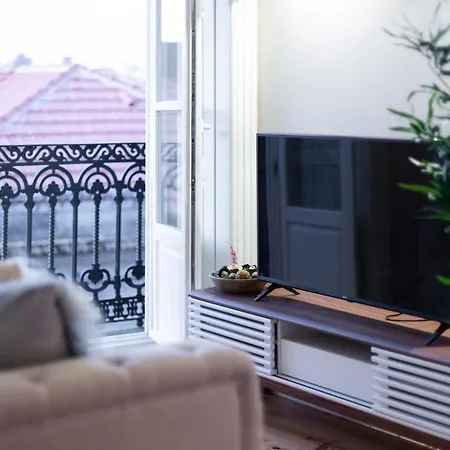 Luxury House Downtown Apartmán