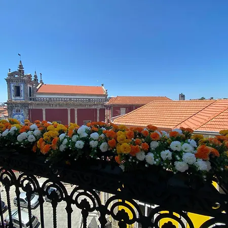 Luxury House Downtown