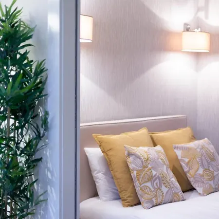 Luxury House Downtown *