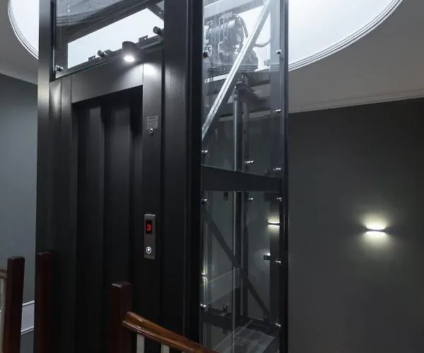 Luxury House Downtown *