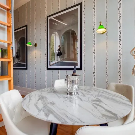 Daire Elegant Ballet House Near Metro Downtown Ac Porto