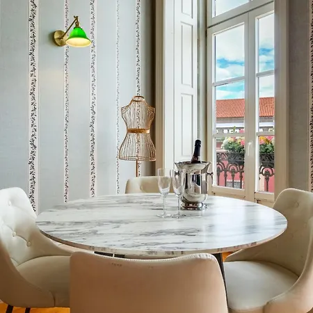 Elegant Ballet House Near Metro Downtown Ac