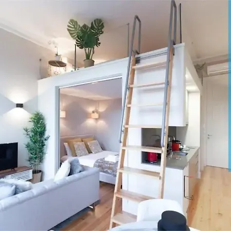 Luxury House Downtown